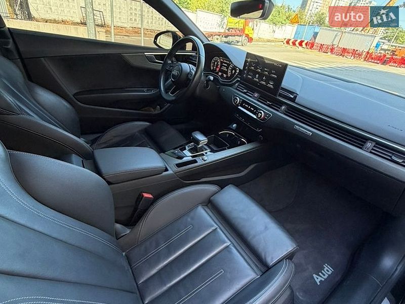 Купе Audi A5 2021 в Киеве