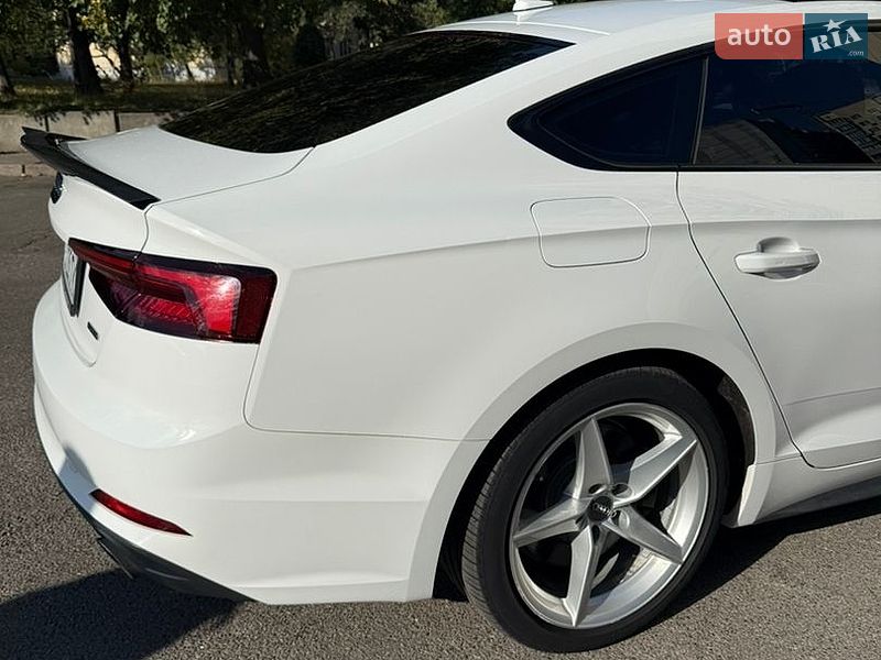 Лифтбек Audi A5 2019 в Киеве фото 10 Лифтбек Audi A5 2019 в Киеве