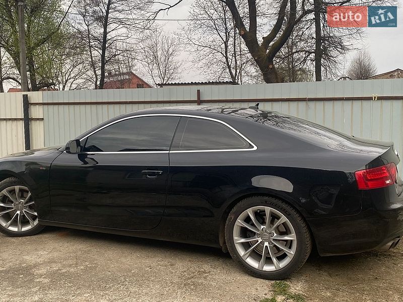 Купе Audi A5 2012 в Киеве