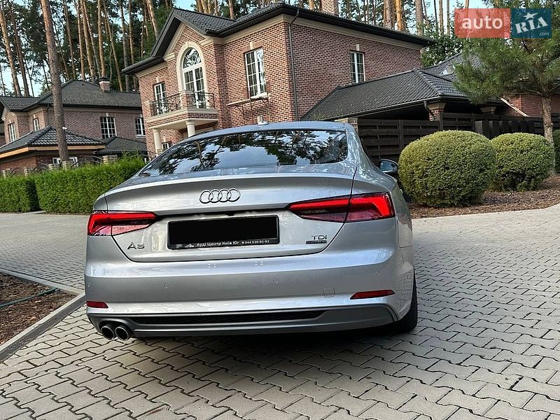Купе Audi A5 2017 в Бучі