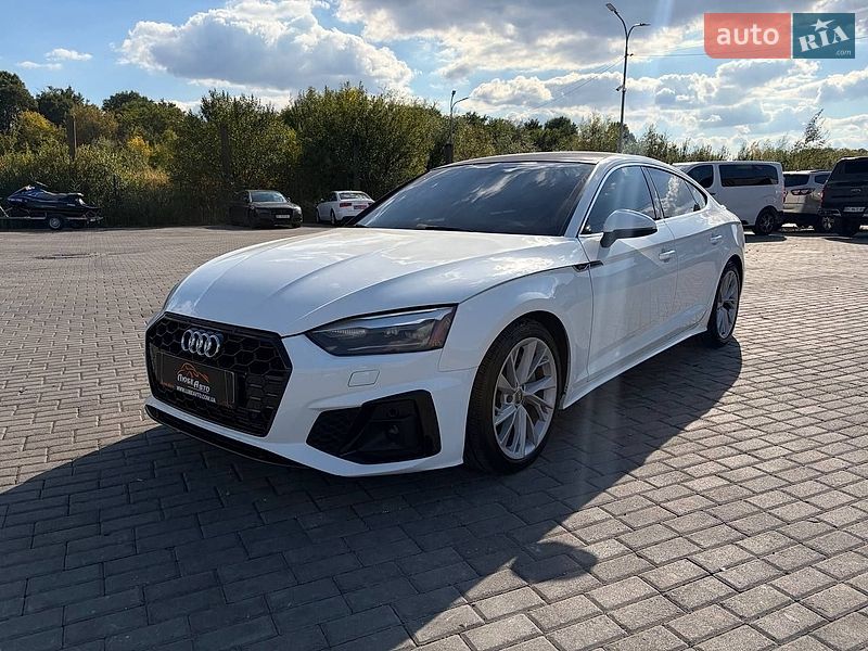 Лифтбек Audi A5 2020 в Львове