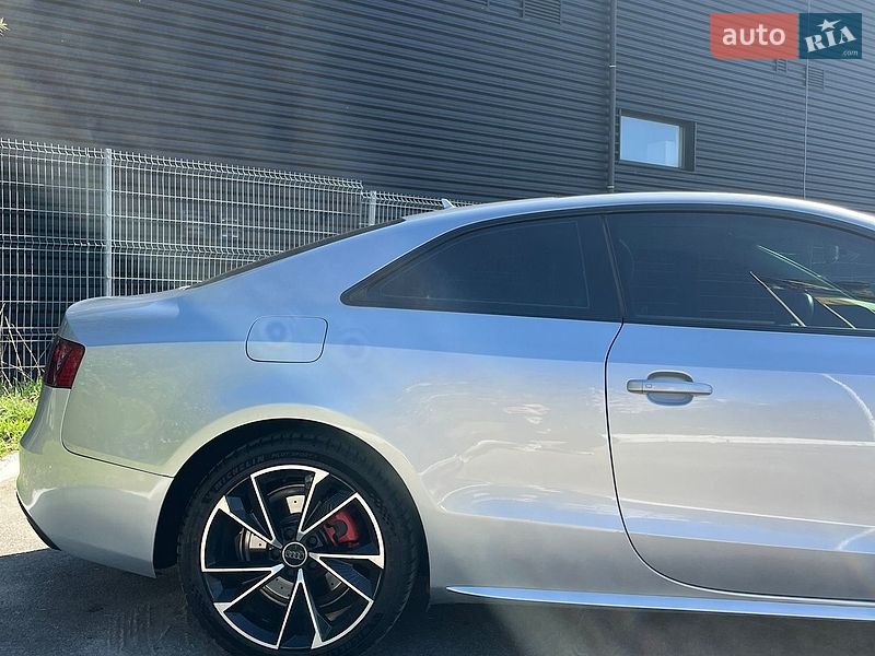 Купе Audi A5 2014 в Львове