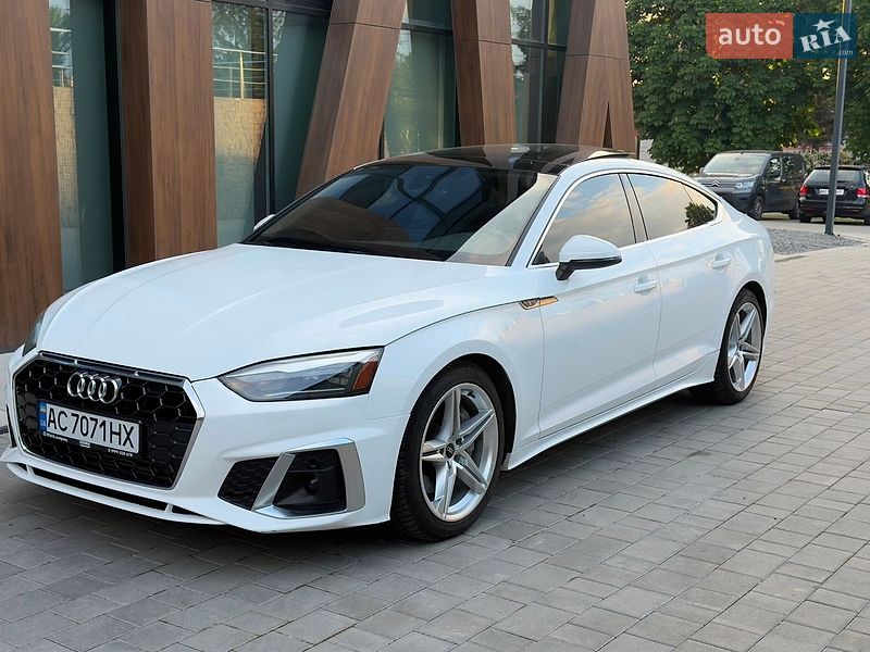 Лифтбек Audi A5 2021 в Луцке