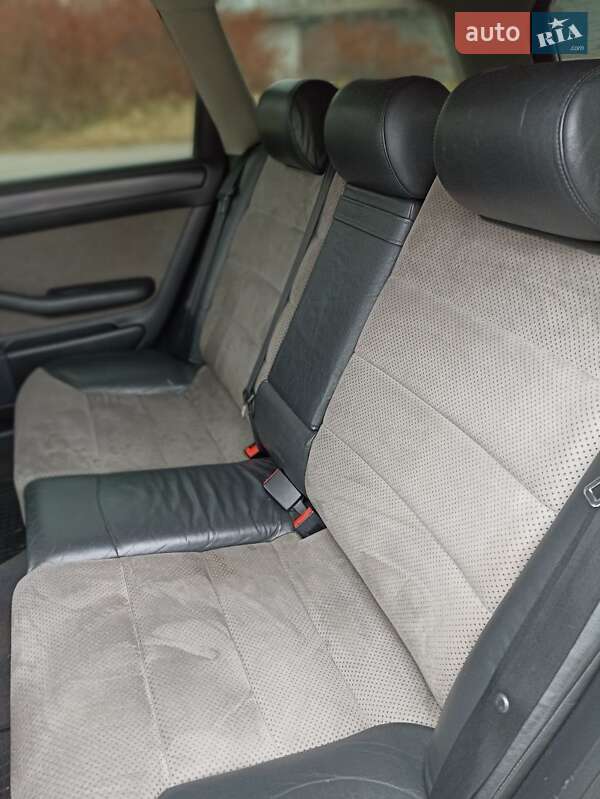 Универсал Audi A6 Allroad 2002 в Звягеле