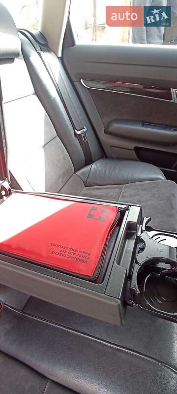 Универсал Audi A6 Allroad 2011 в Первомайске
