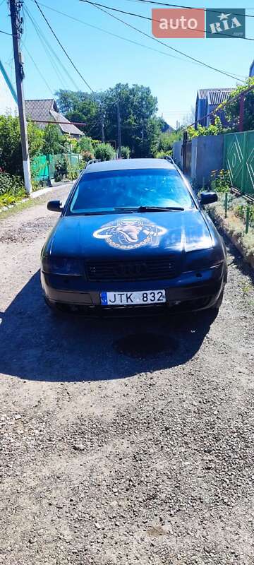 Универсал Audi A6 Allroad 2002 в Апостолово