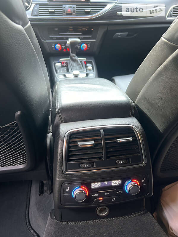 Універсал Audi A6 Allroad 2014 в Кіцмані