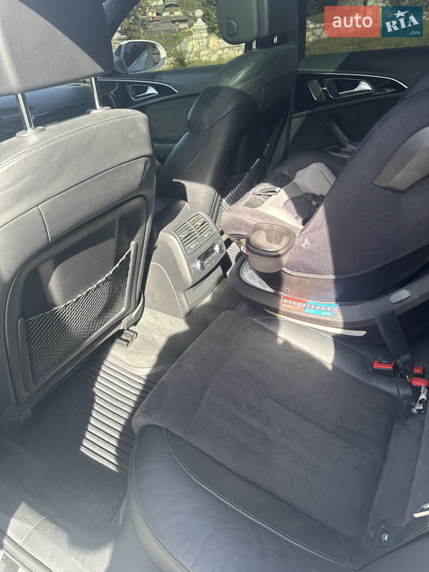 Audi A6 Allroad 2015 VIN WAUZZZ4G8GN075743 фото оголошення 24 з 36