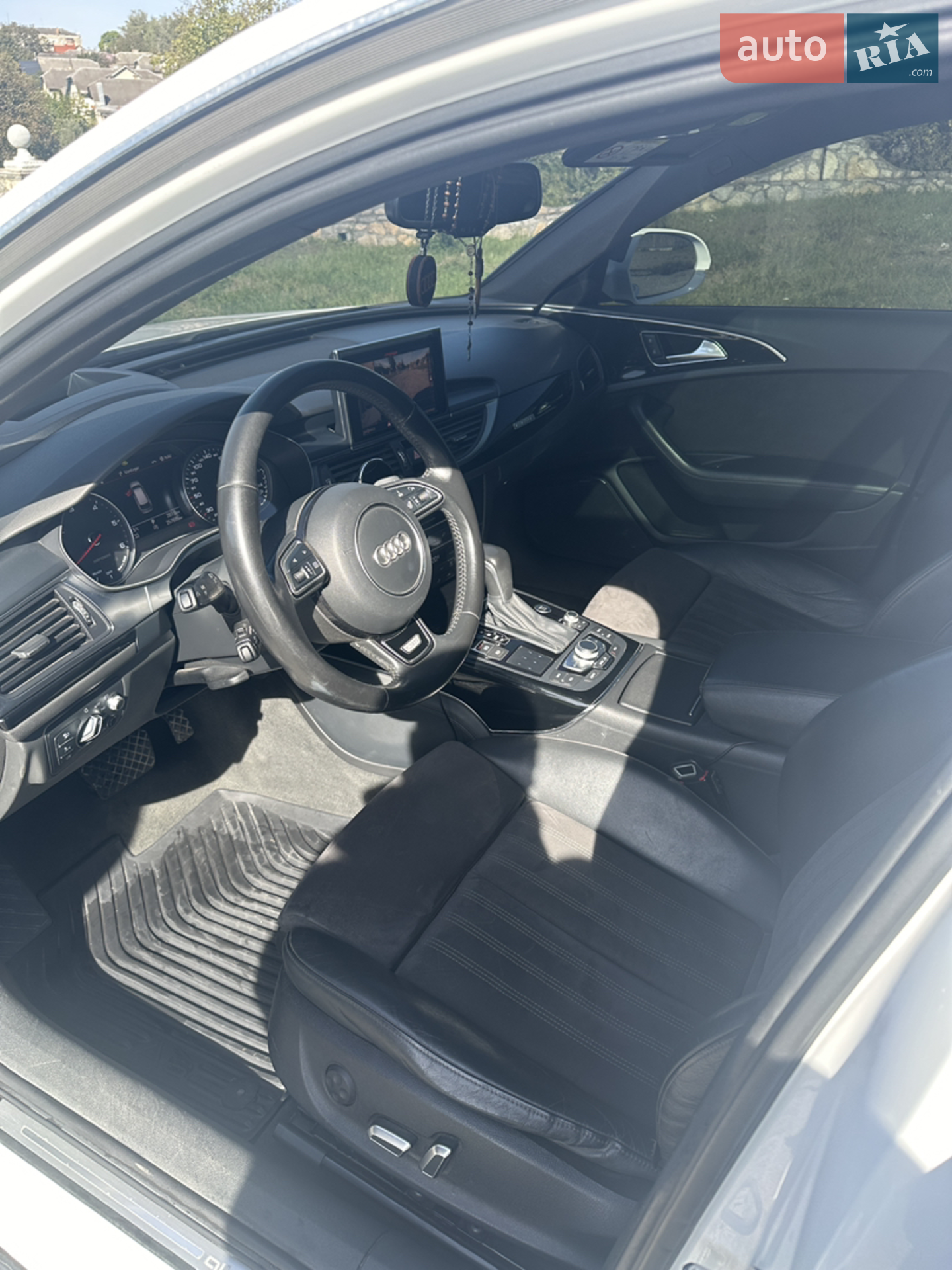 Audi A6 Allroad 2015 VIN WAUZZZ4G8GN075743 фото оголошення 27 з 36