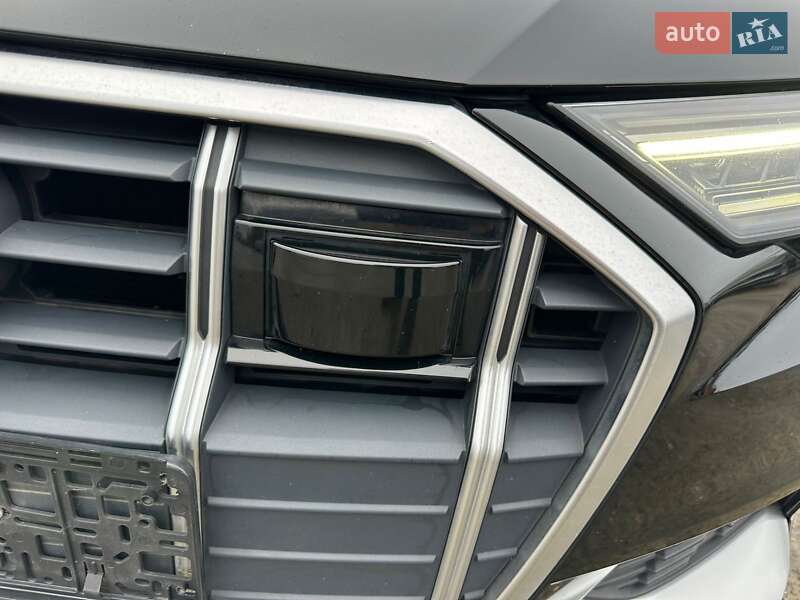 Универсал Audi A6 Allroad 2019 в Ровно