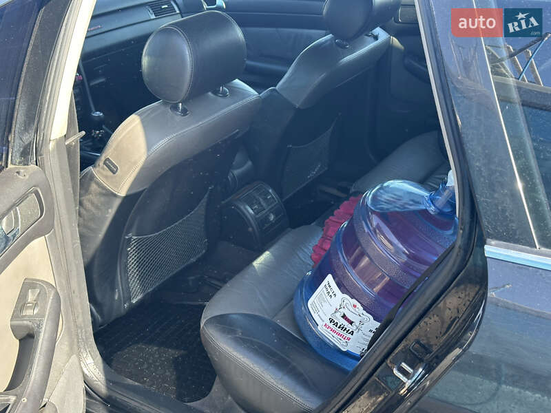 Универсал Audi A6 Allroad 2002 в Гайсине
