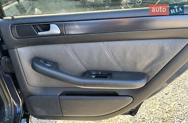 Универсал Audi A6 Allroad 2002 в 