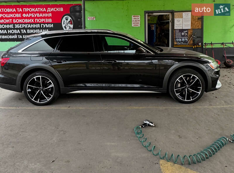 Универсал Audi A6 Allroad 2020 в 
