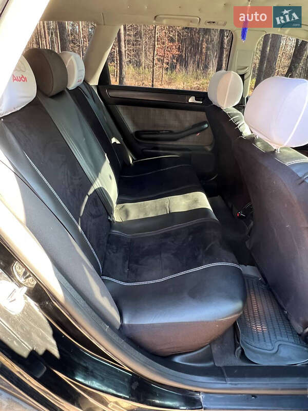 Универсал Audi A6 Allroad 2005 в Костополе