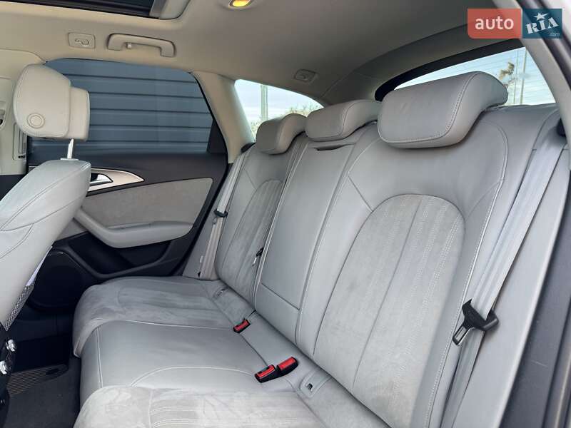 Универсал Audi A6 Allroad 2014 в Киеве