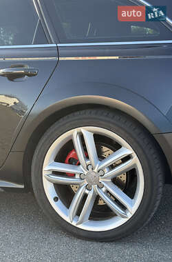 Универсал Audi A6 Allroad 2013 в 