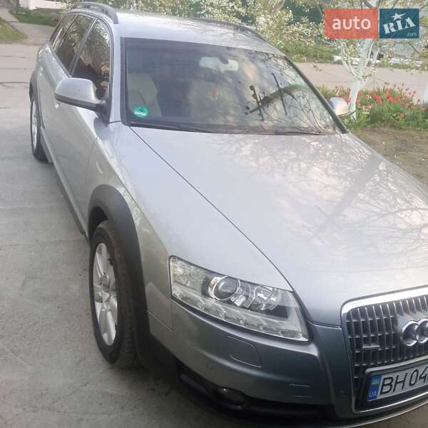 Audi A6 Allroad 2011