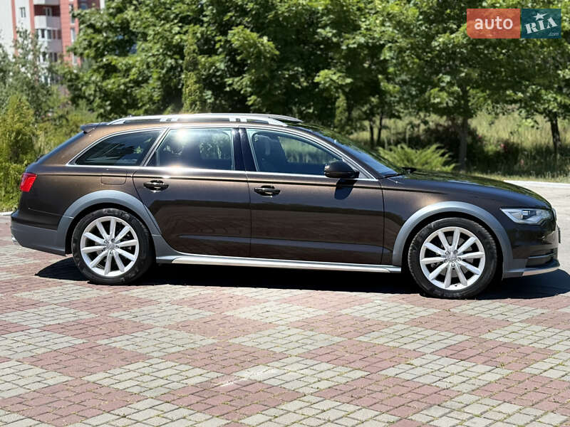 Универсал Audi A6 Allroad 2012 в Вараше