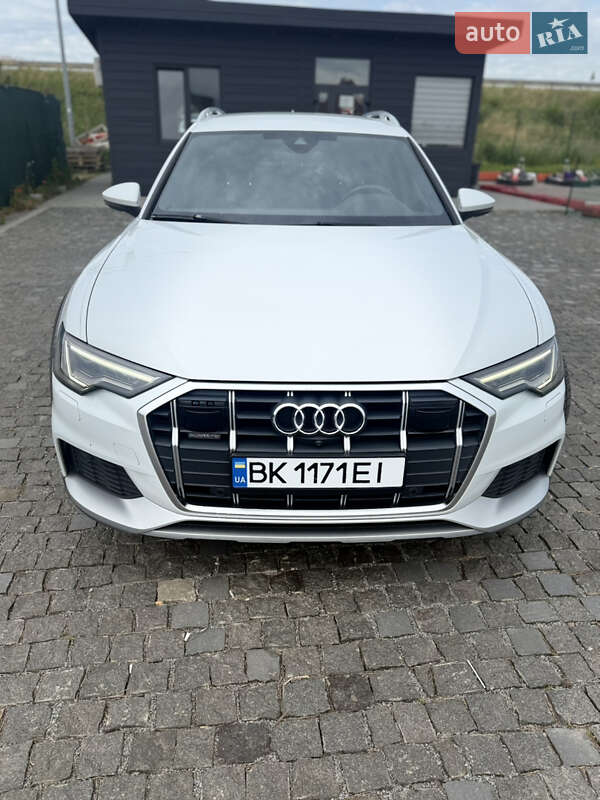 Универсал Audi A6 Allroad 2019 в Ровно