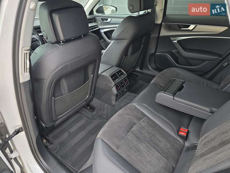 Універсал Audi A6 Allroad 2020 в Рівному