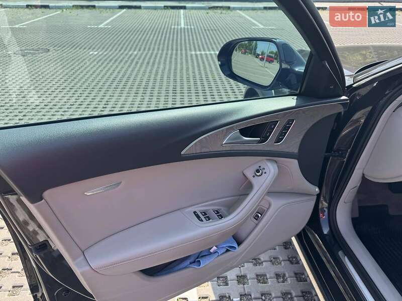 Универсал Audi A6 Allroad 2015 в Киеве