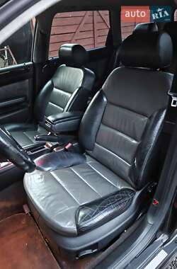 Универсал Audi A6 Allroad 2001 в 