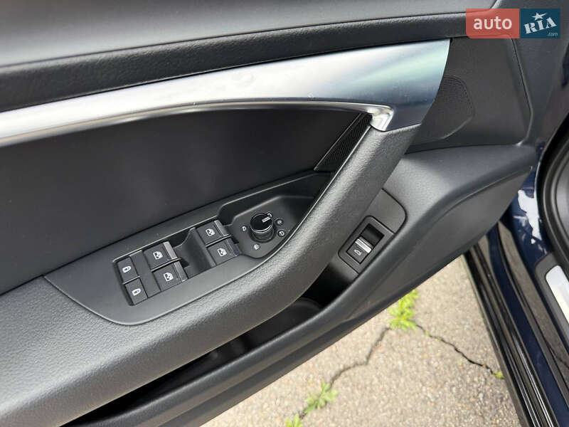 Универсал Audi A6 Allroad 2019 в Радивилове