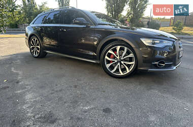Audi A6 Allroad 2012