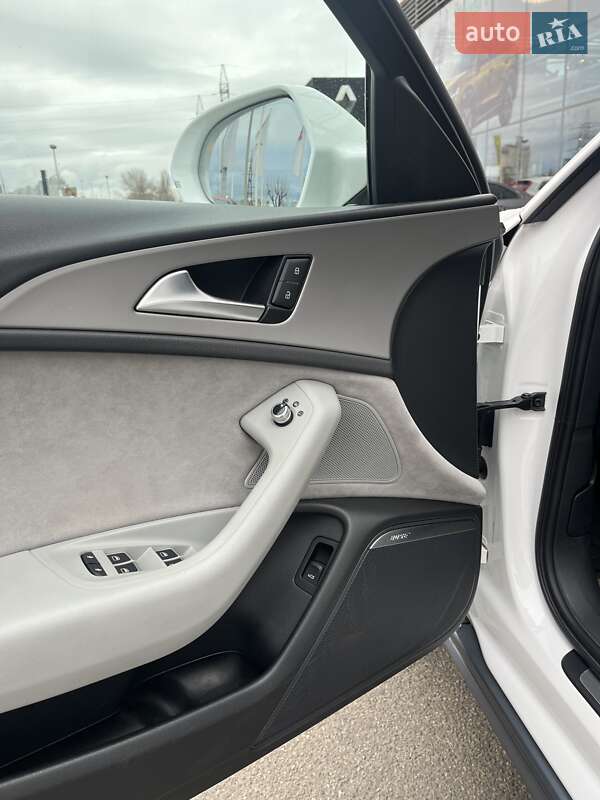 Універсал Audi A6 Allroad 2014 в Києві