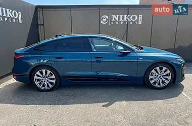 Ліфтбек Audi A6 e-tron 2025 в Львові