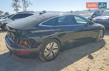 Универсал Audi A6 e-tron 2025 в Львове