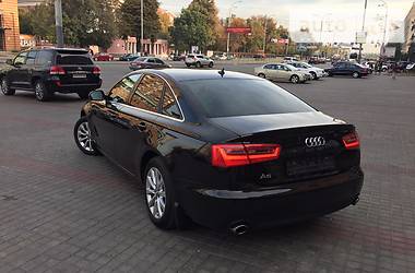 Седан Audi A6 2012 в 