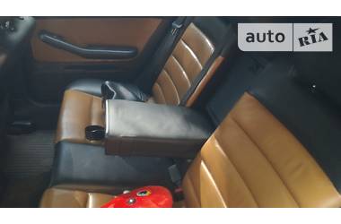 Универсал Audi A6 2001 в 