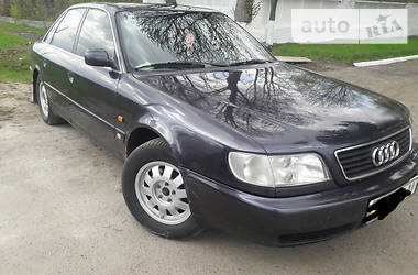 Седан Audi A6 1995 в Ровно