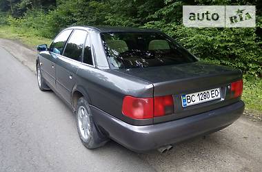Седан Audi A6 1996 в Дрогобыче