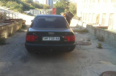 Седан Audi A6 1996 в Киеве