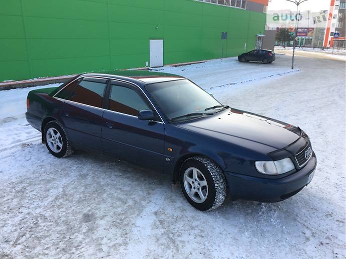 Седан Audi A6 1995 в Ровно