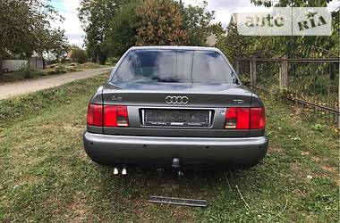 Седан Audi A6 1995 в Черновцах
