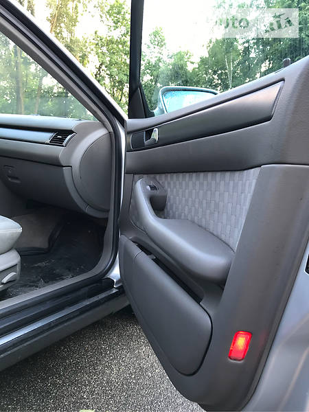 Седан Audi A6 2001 в Киеве фото 10 Седан Audi A6 2001 в Киеве