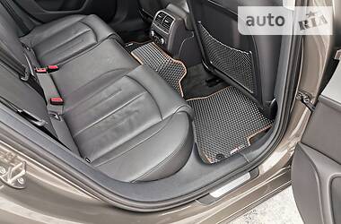 Седан Audi A6 2013 в 