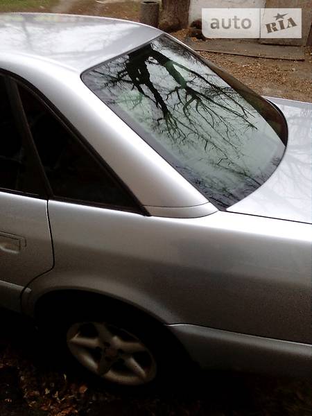 Седан Audi A6 1997 в Кривом Роге