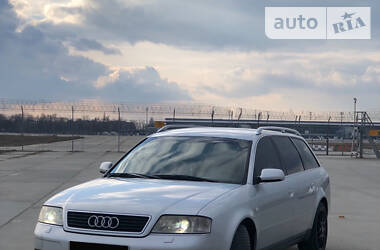 Універсал Audi A6 2000 в 
