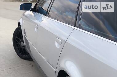 Універсал Audi A6 2000 в 