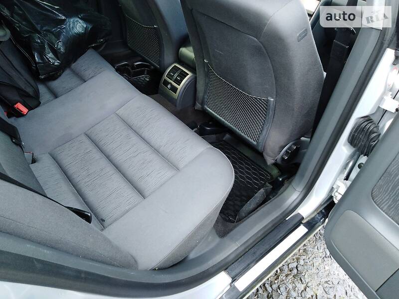 Седан Audi A6 2001 в Луцьку