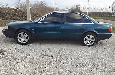 Седан Audi A6 1996 в Новгород-Северском