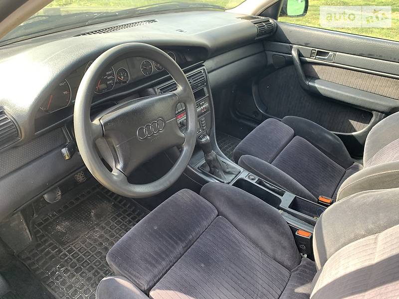 Седан Audi A6 1995 в Миколаєві