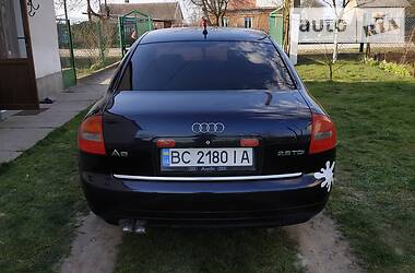 Седан Audi A6 2001 в Городке