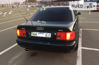 Седан Audi A6 1996 в 