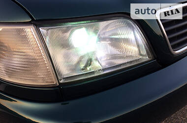 Седан Audi A6 1996 в 