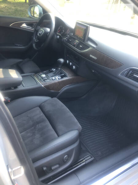 Седан Audi A6 2012 в Мукачевому